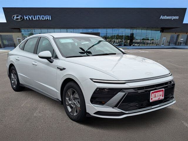 2026 Hyundai Sonata SE FWD