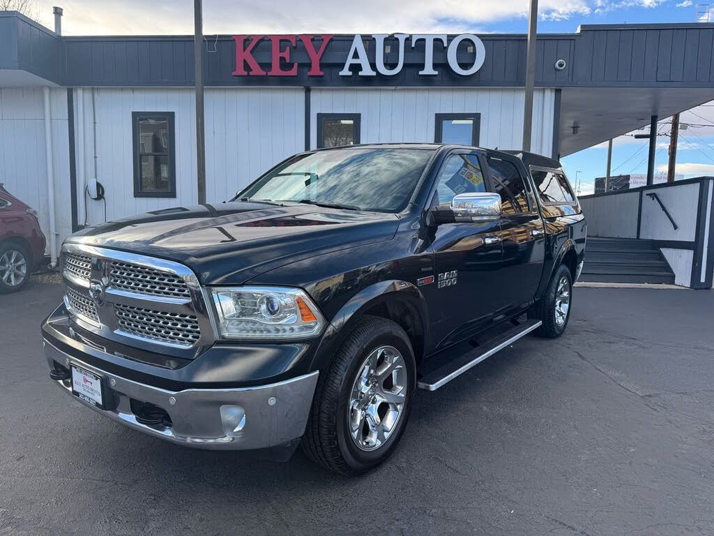 2016 RAM 1500 Laramie Crew Cab 4WD