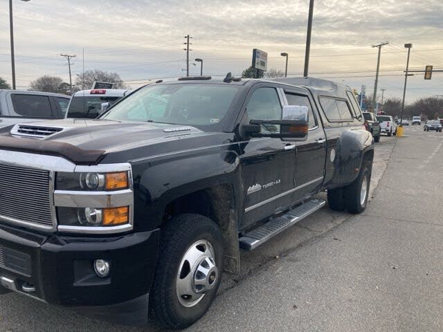 2018 Chevrolet Silverado 3500HD High Country Crew Cab 4WD