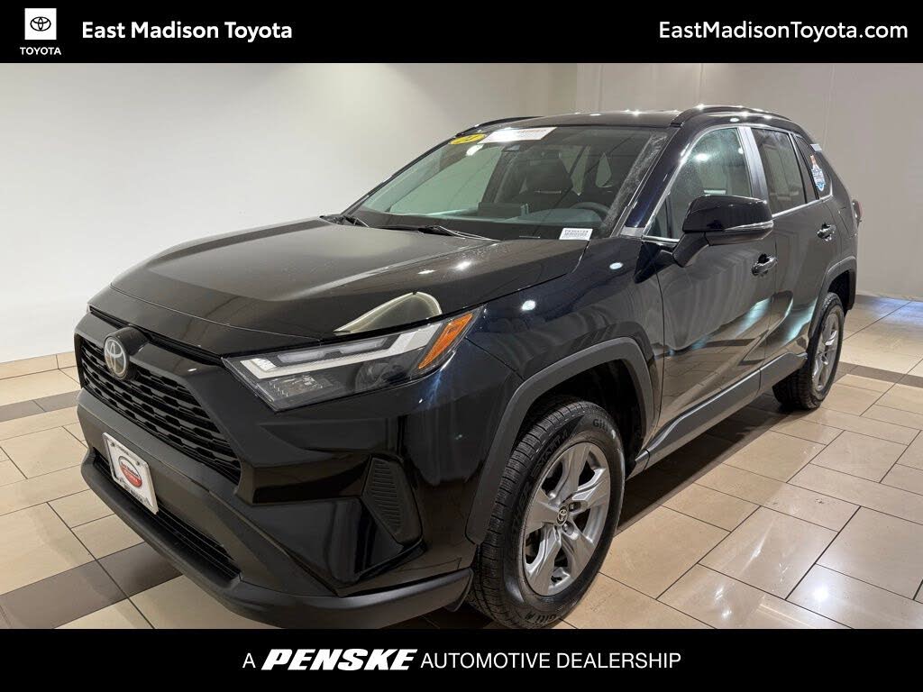 2024 Toyota RAV4 XLE FWD