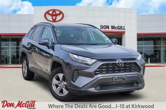 2024 Toyota RAV4 XLE FWD