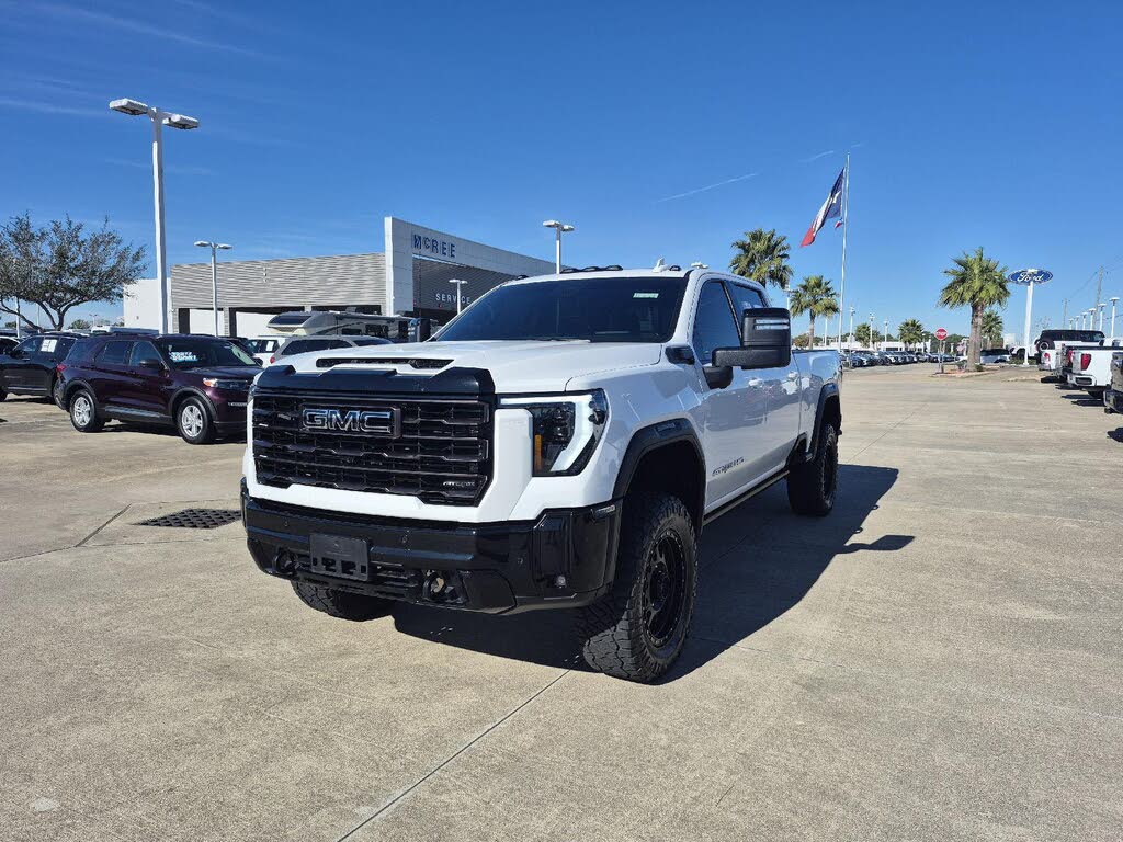 2025 GMC Sierra 2500HD AT4X Crew Cab 4WD