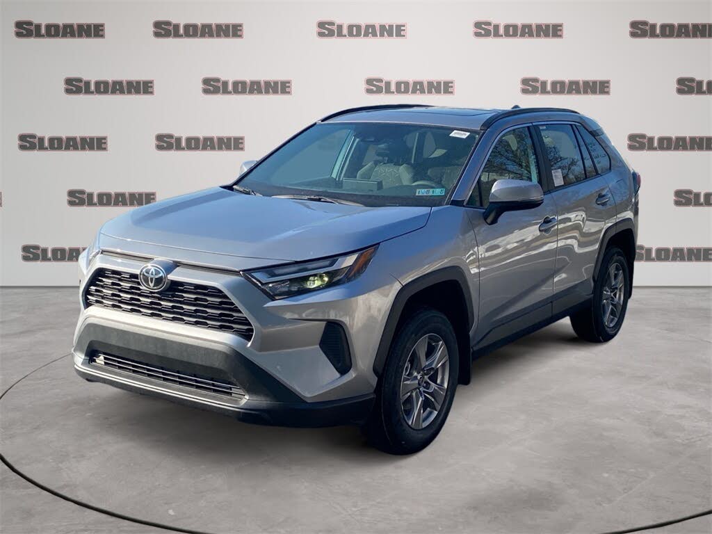 2025 Toyota RAV4 XLE AWD
