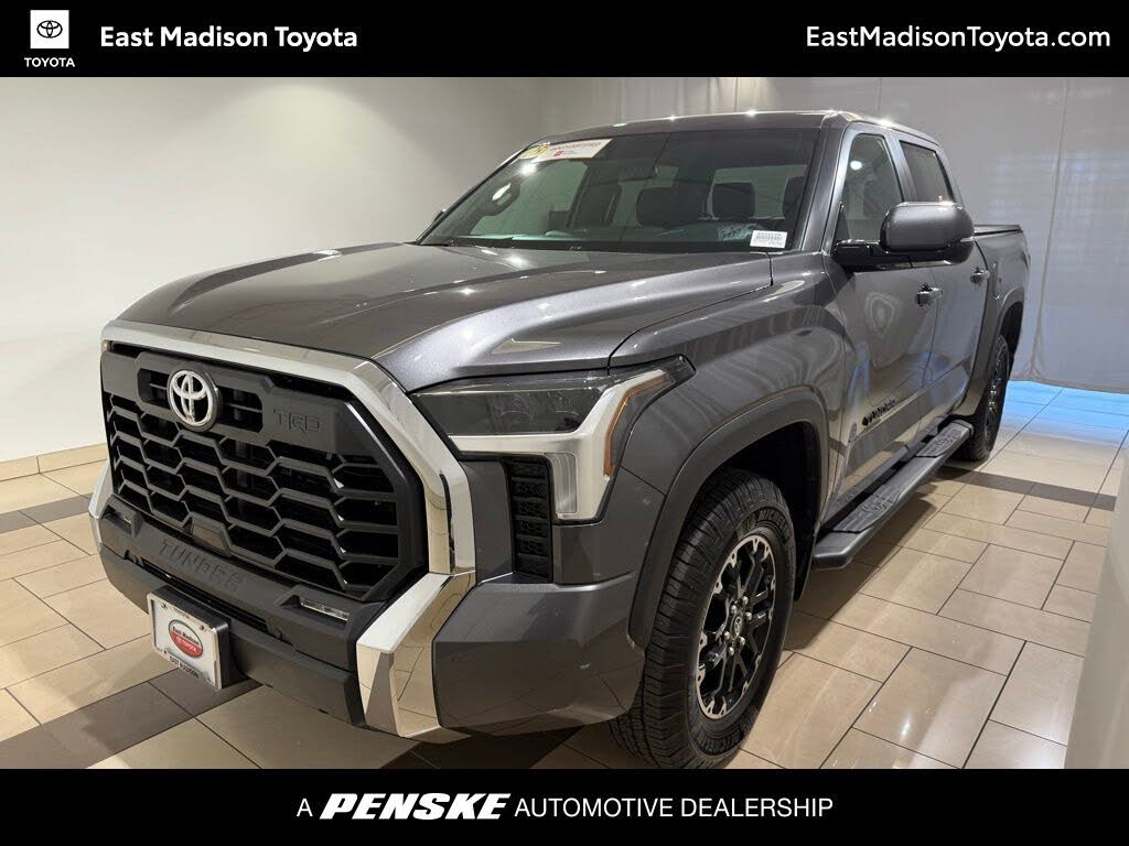 2025 Toyota Tundra SR5 CrewMax Cab 4WD