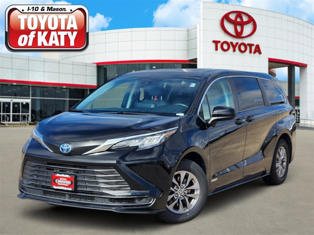 2021 Toyota Sienna LE 8-Passenger FWD