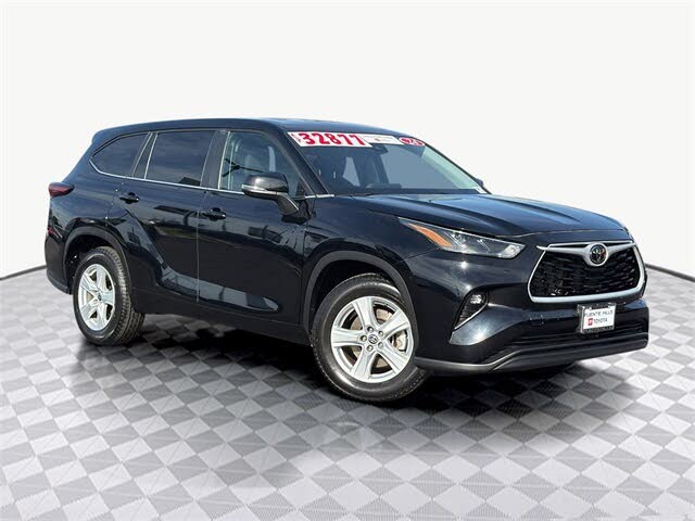 2024 Toyota Highlander LE FWD