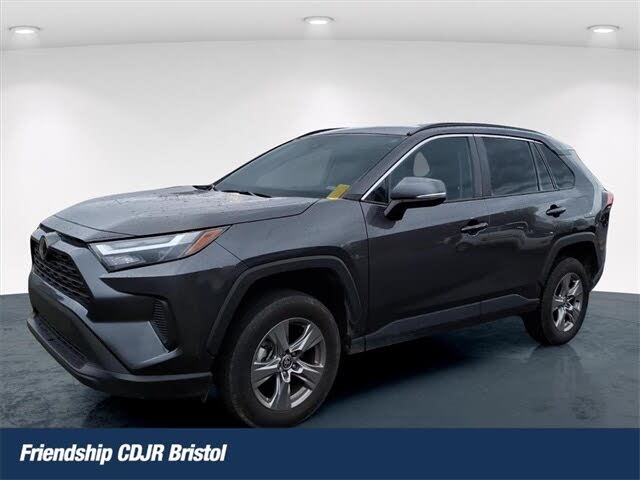 2024 Toyota RAV4 XLE FWD