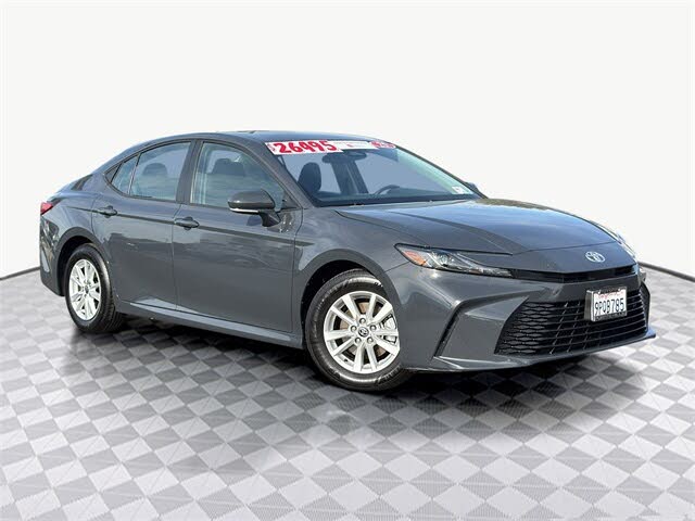 2025 Toyota Camry LE FWD
