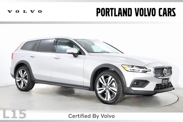 2025 Volvo V60 Cross Country B5 Plus AWD