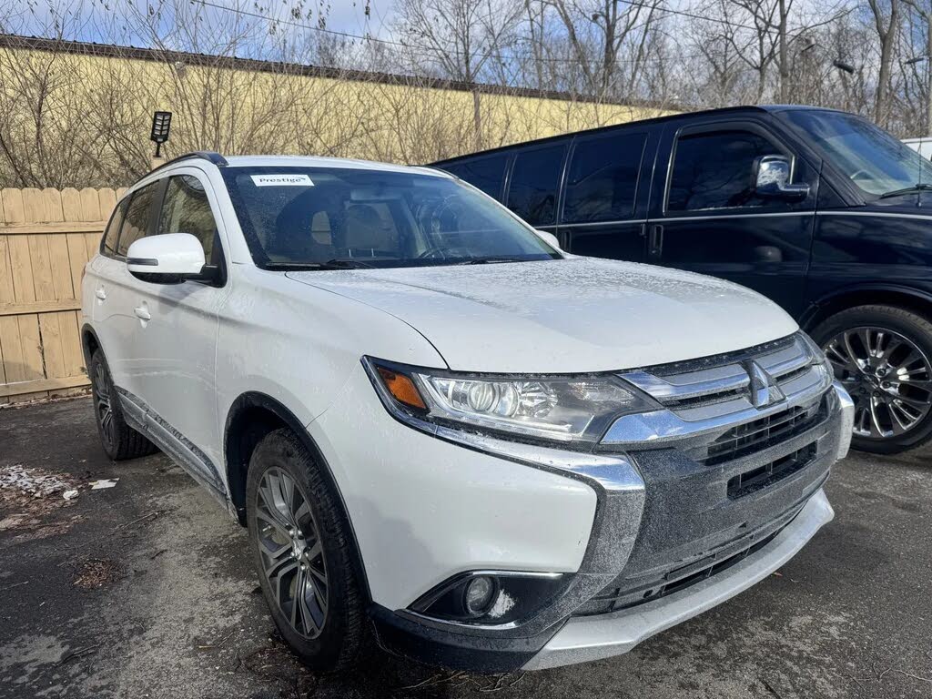 2016 Mitsubishi Outlander SE S-AWC
