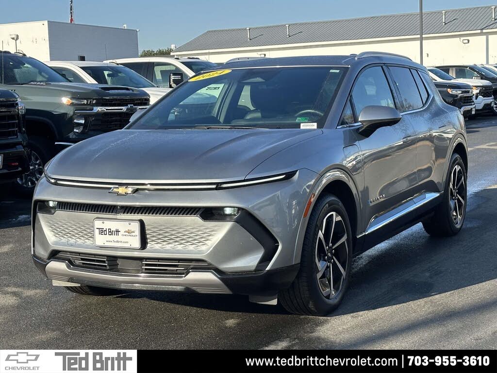 2024 Chevrolet Equinox EV LT with 2LT FWD