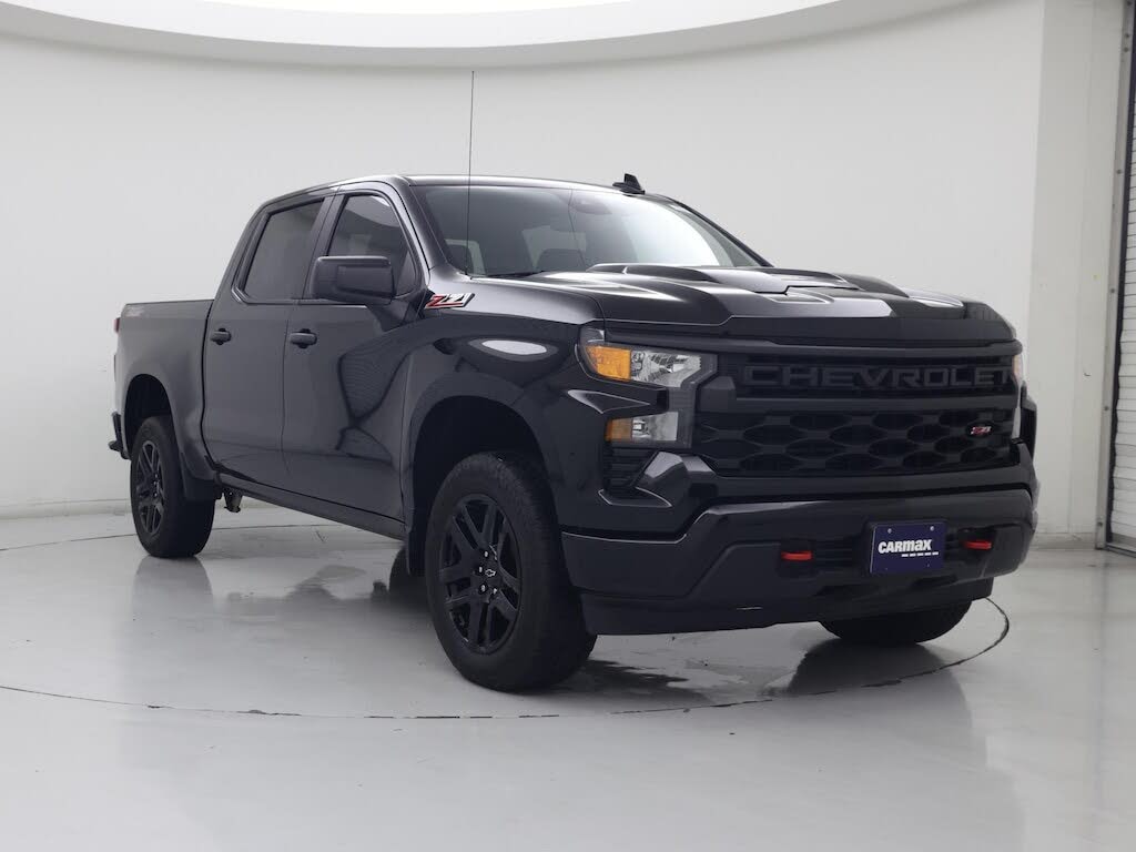 2024 Chevrolet Silverado 1500 Custom Trail Boss Crew Cab 4WD