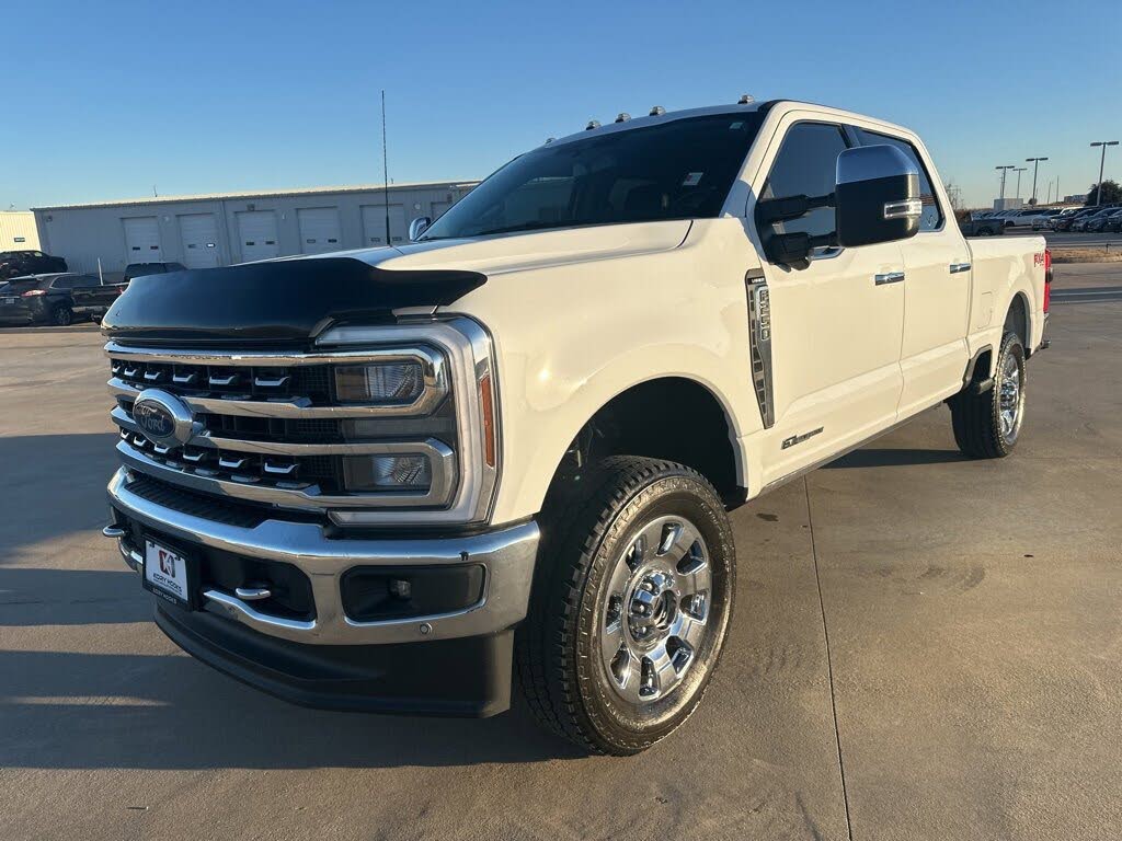 2024 Ford F-250 Super Duty Lariat Crew Cab 4WD