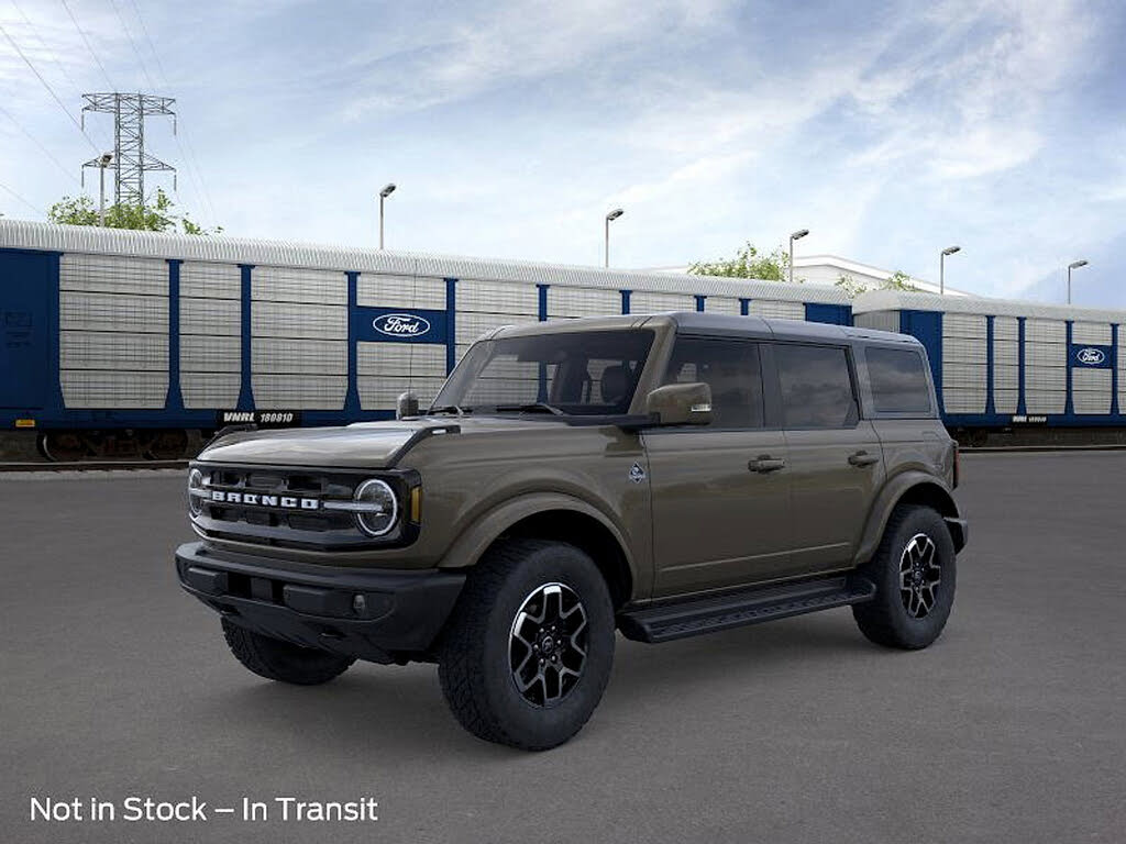 2025 Ford Bronco Outer Banks 4-Door 4WD
