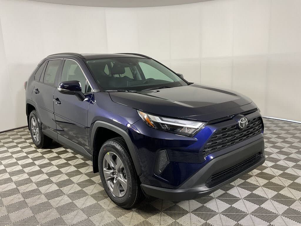 2025 Toyota RAV4 XLE AWD