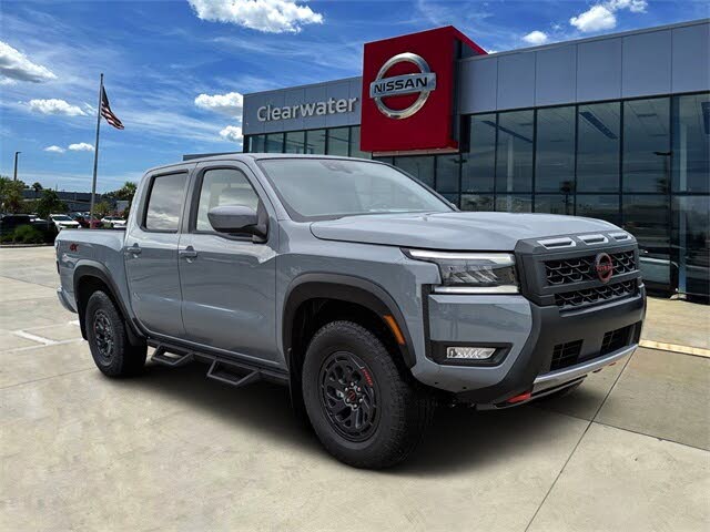 2026 Nissan Frontier PRO-4X Crew Cab 4WD