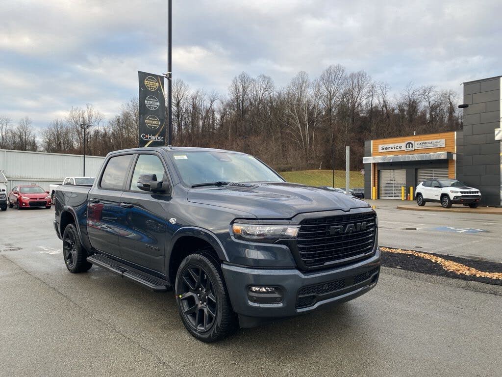 2026 RAM 1500 Laramie Crew Cab 4WD