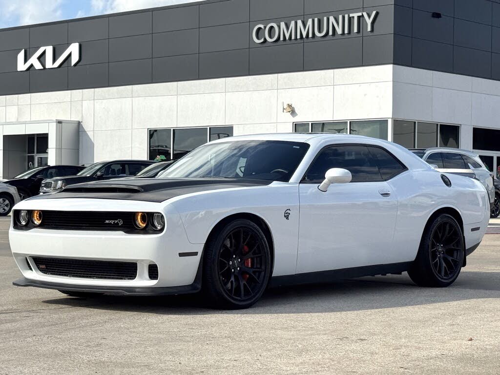 2016 Dodge Challenger SRT Hellcat RWD