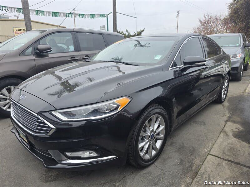 2017 Ford Fusion SE