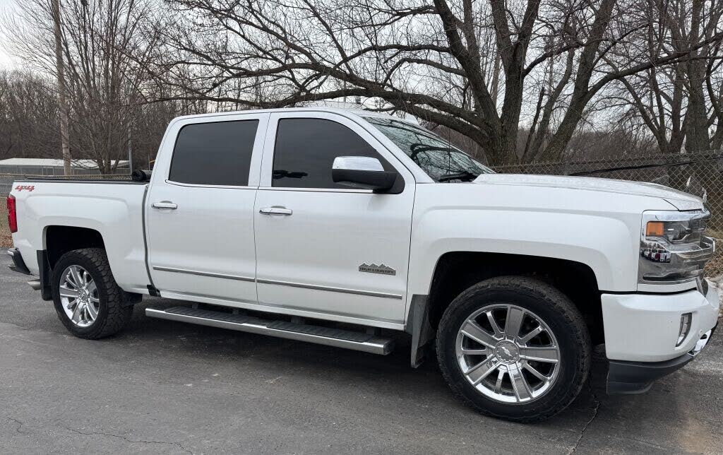 2018 Chevrolet Silverado 1500 High Country Crew Cab 4WD
