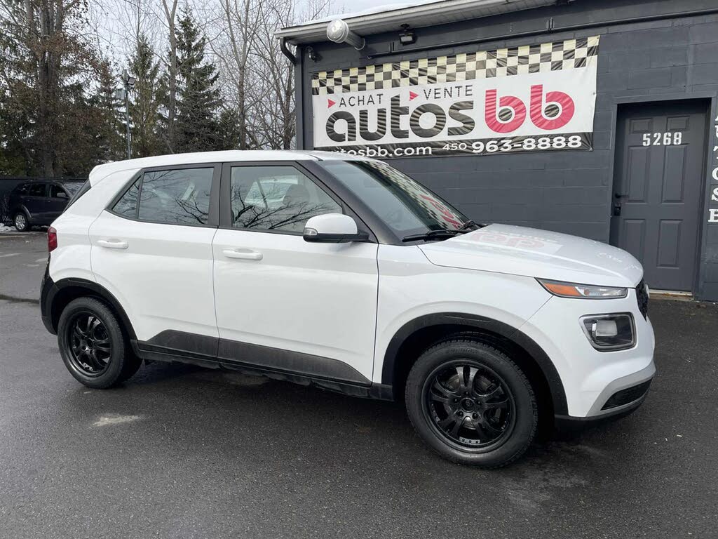 Hyundai Venue Essential FWD 2023