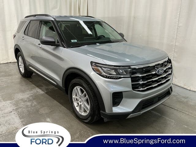 2025 Ford Explorer Active AWD