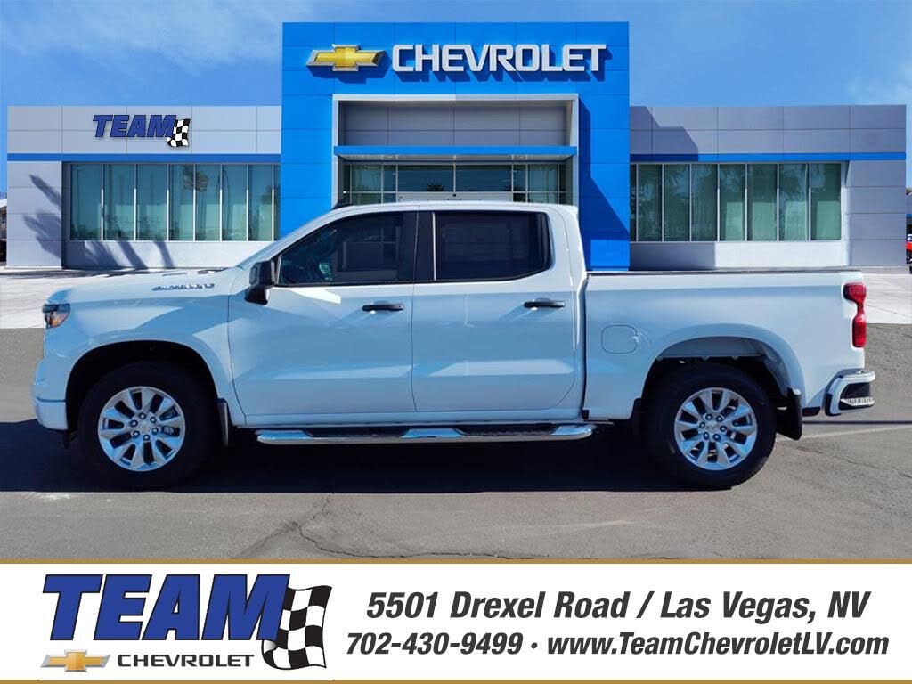 2026 Chevrolet Silverado 1500 Custom Crew Cab RWD