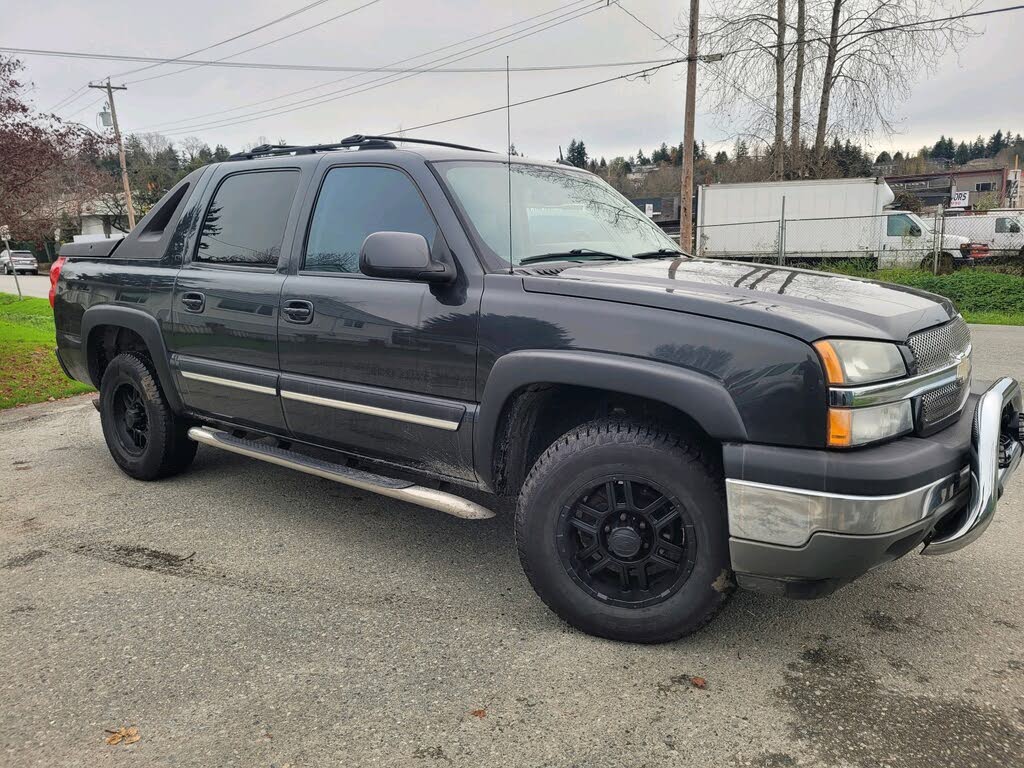 2005 Chevrolet Avalanche 1500 LS 4WD