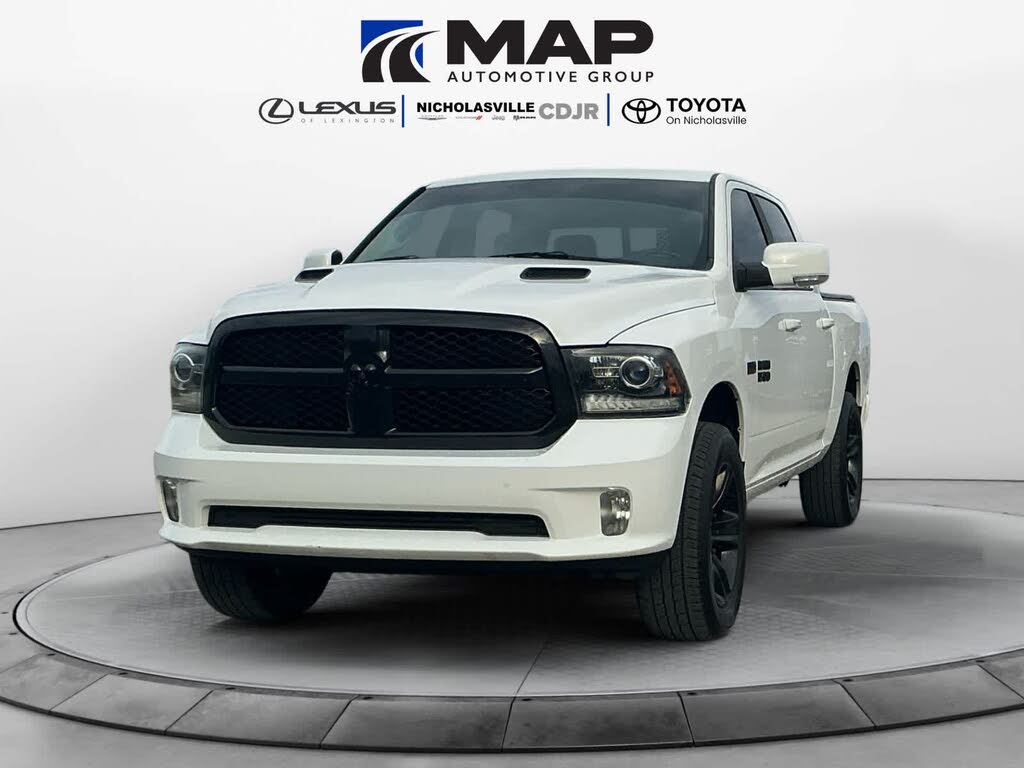 2017 RAM 1500 Night Crew Cab 4WD