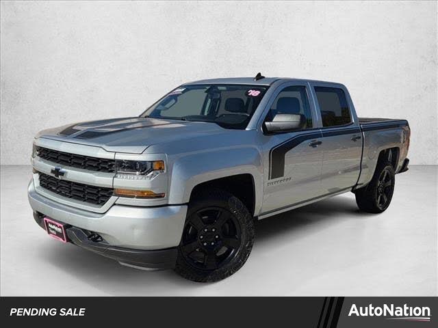 2018 Chevrolet Silverado 1500 Custom Crew Cab 4WD