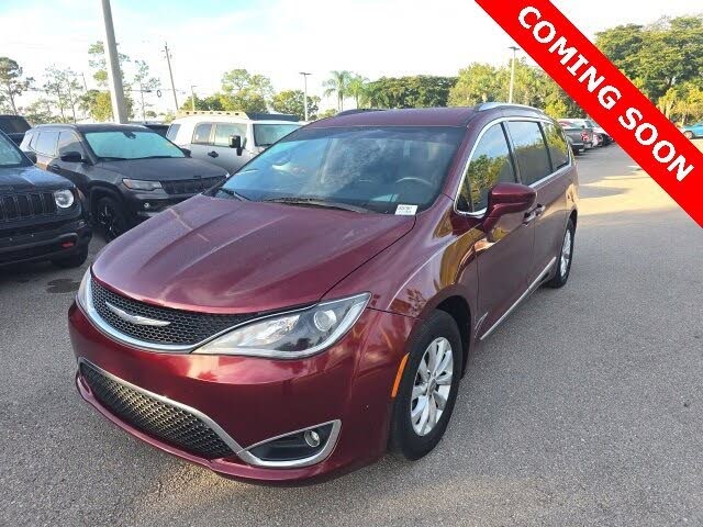 2018 Chrysler Pacifica Touring L FWD