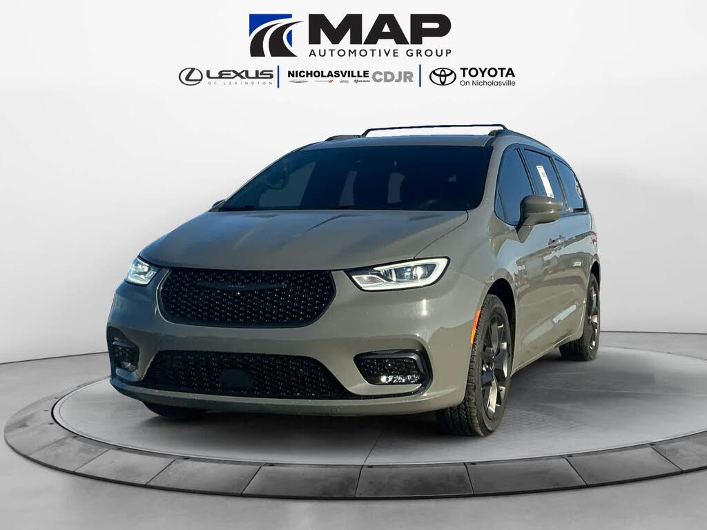 2022 Chrysler Pacifica Touring L AWD