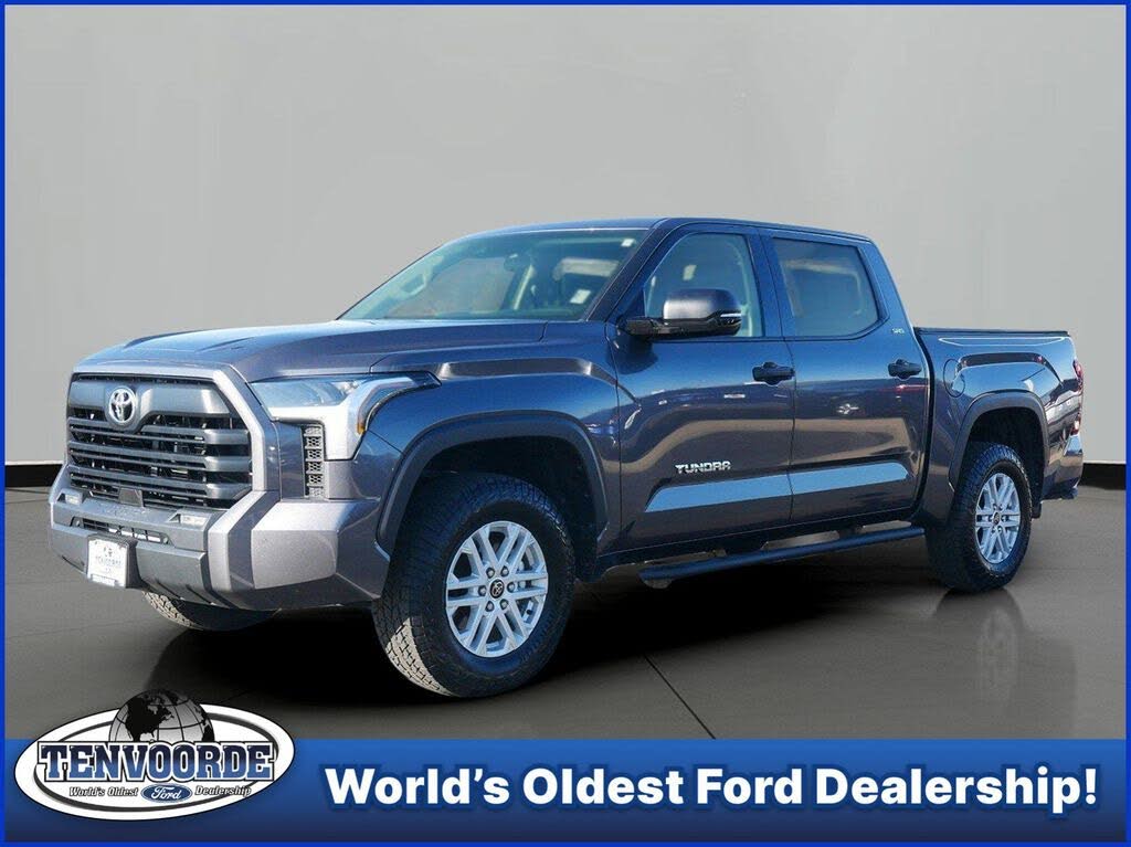2023 Toyota Tundra SR5 CrewMax Cab 4WD