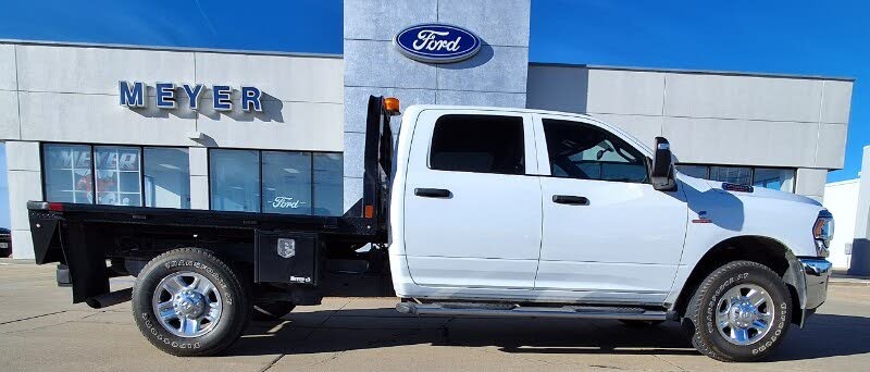 2024 RAM 2500 Tradesman Crew Cab LB 4WD