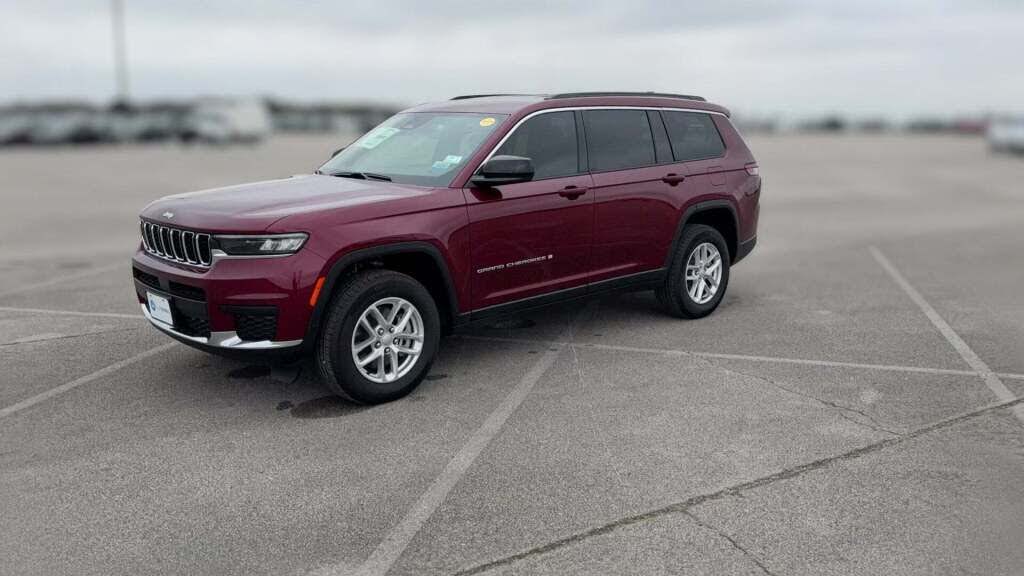 2025 Jeep Grand Cherokee L Laredo RWD