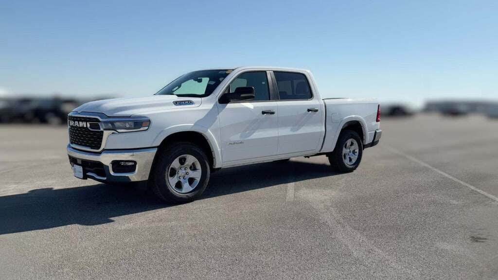 2025 RAM 1500 Lone Star Crew Cab 4WD