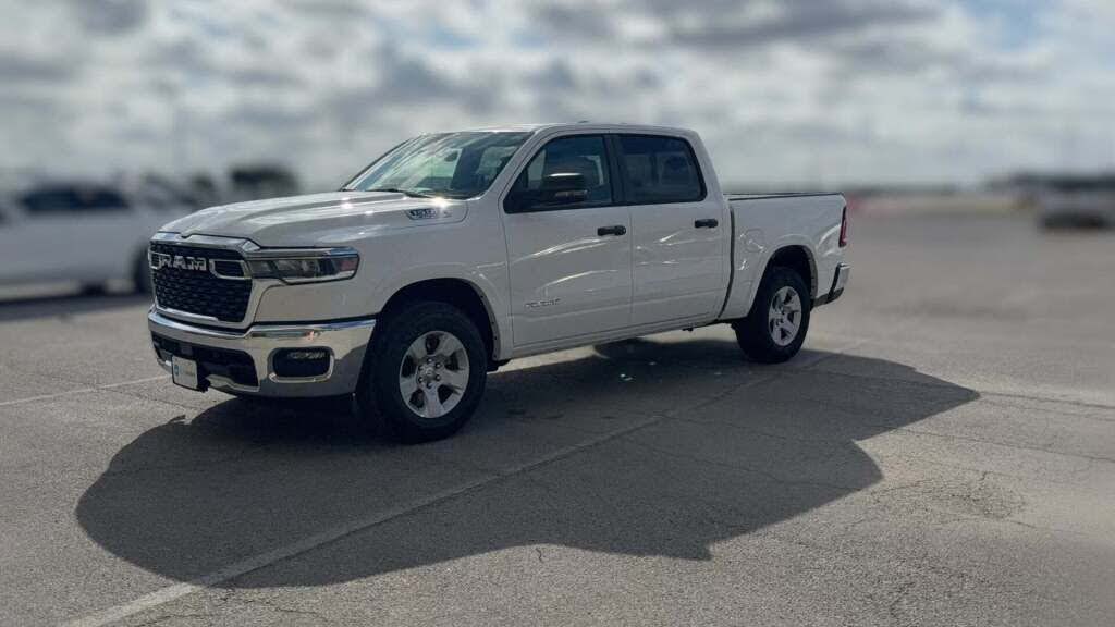 2025 RAM 1500 Lone Star Crew Cab 4WD