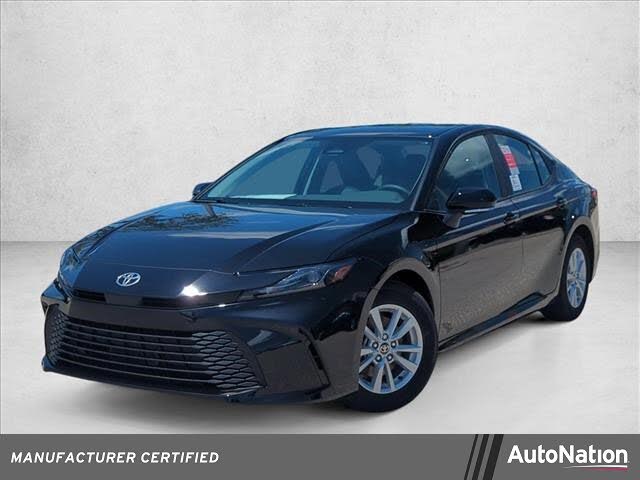 2025 Toyota Camry LE FWD