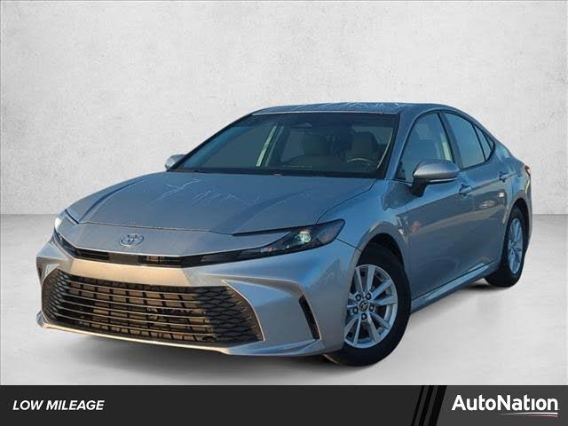 2025 Toyota Camry LE FWD