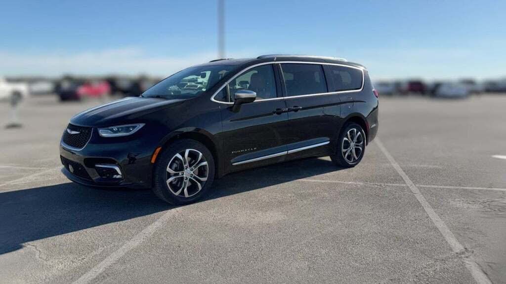 2026 Chrysler Pacifica Pinnacle AWD