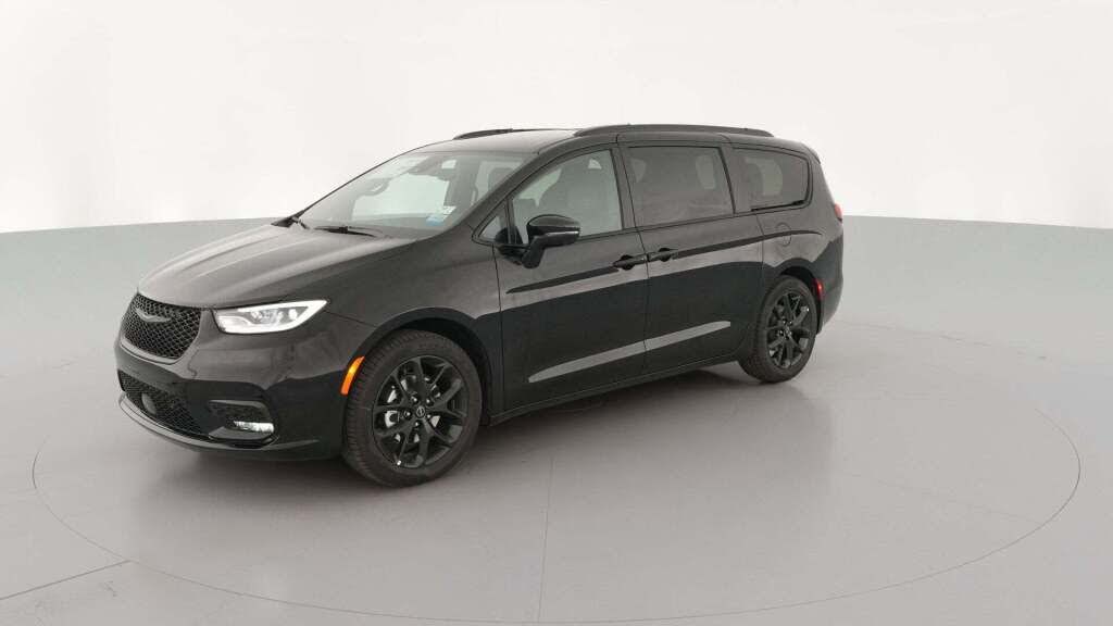 2026 Chrysler Pacifica Select FWD