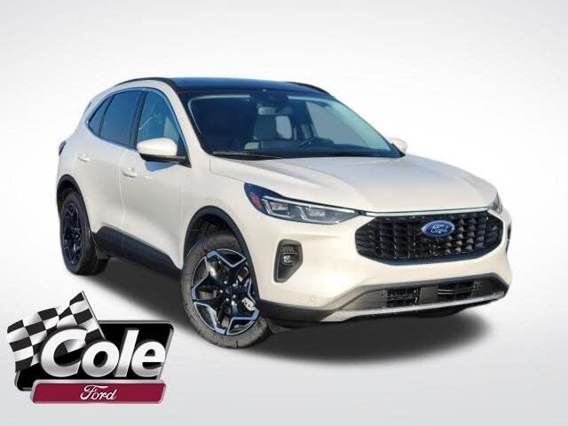2026 Ford Escape Platinum AWD