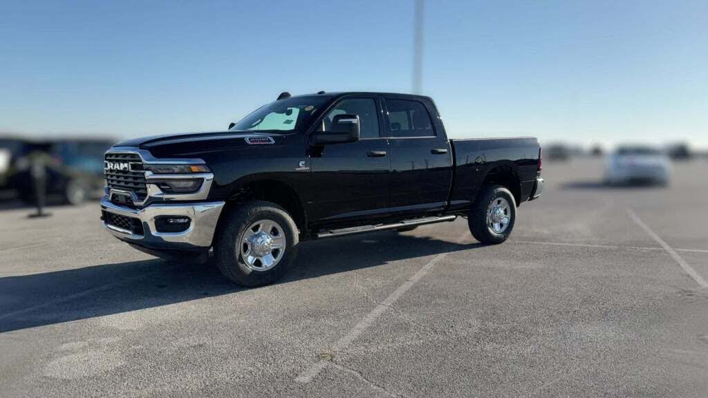 2026 RAM 2500 Tradesman Crew Cab 4WD