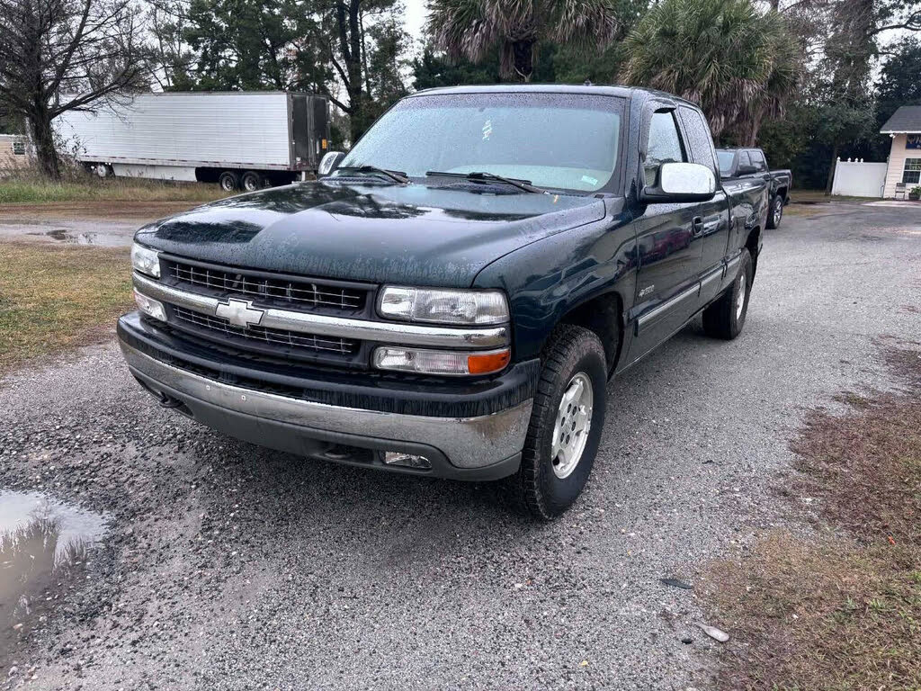 2001 Chevrolet Silverado 1500 LS Extended Cab 4WD