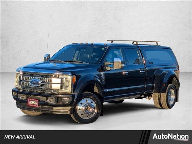 2017 Ford F-450 Super Duty Platinum Crew Cab LB DRW 4WD