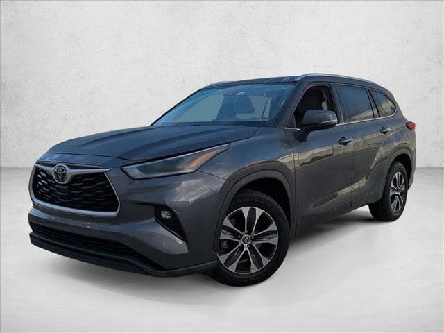 2021 Toyota Highlander XLE FWD