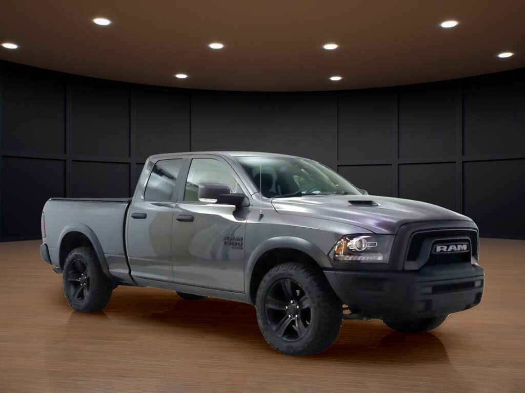 RAM 1500 Classic Warlock Quad Cab 4WD 2022