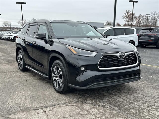 2022 Toyota Highlander XLE AWD