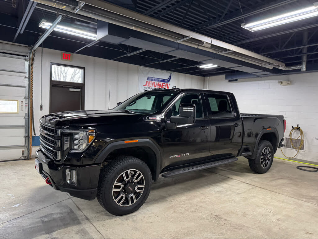 2023 GMC Sierra 3500HD AT4 Crew Cab 4WD