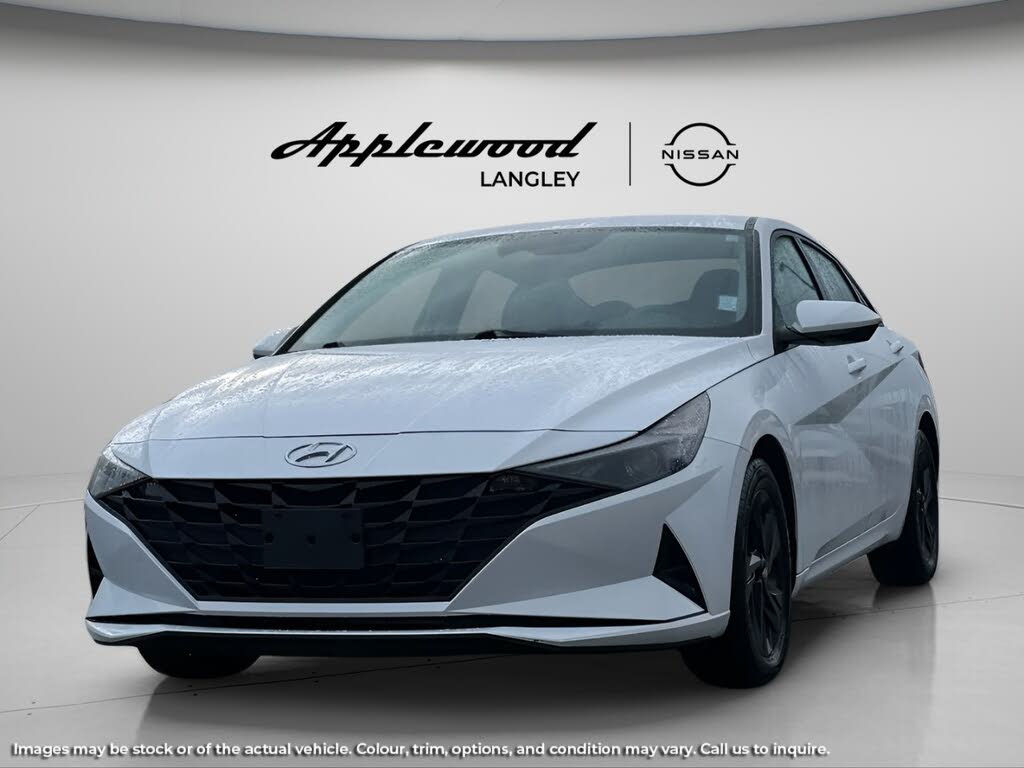 2023 Hyundai Elantra Preferred FWD